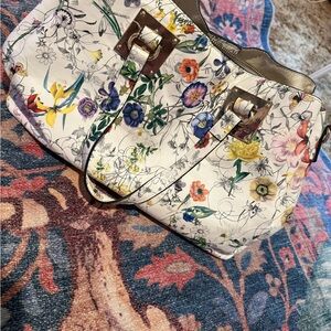 Marc Jacobs White Floral Shoulder Bag